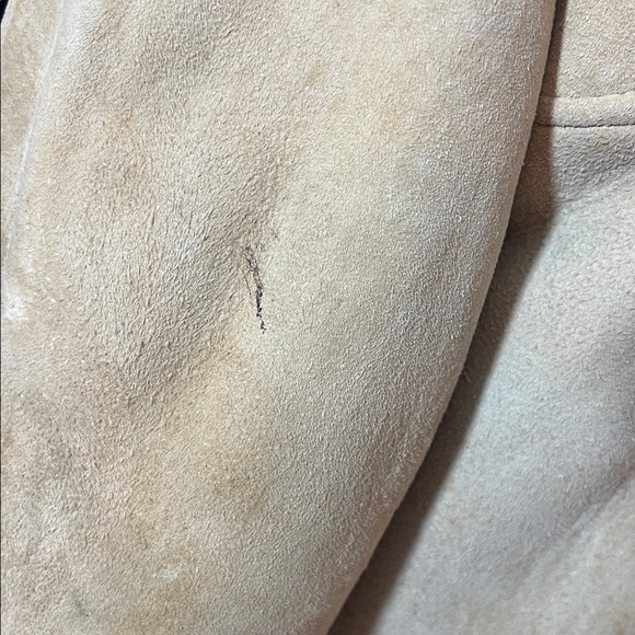 Vintage sheepskin coat with Button Closure - Picture 7 of 12